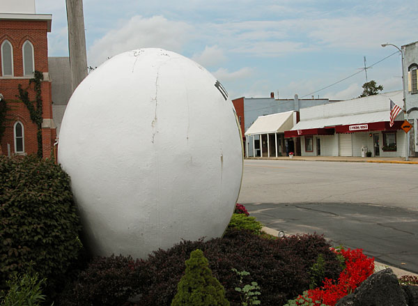 Large egg, Mentone